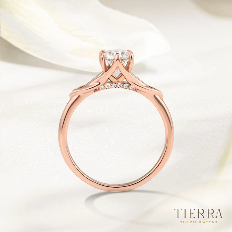 Nhẫn cầu hôn vàng hồng kim cương Solitaire The Only NCH1409